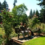 Portland - dad and Sam in rose gardens