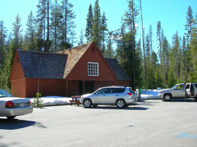 Portland - lodge we stayed in near Crater Lake