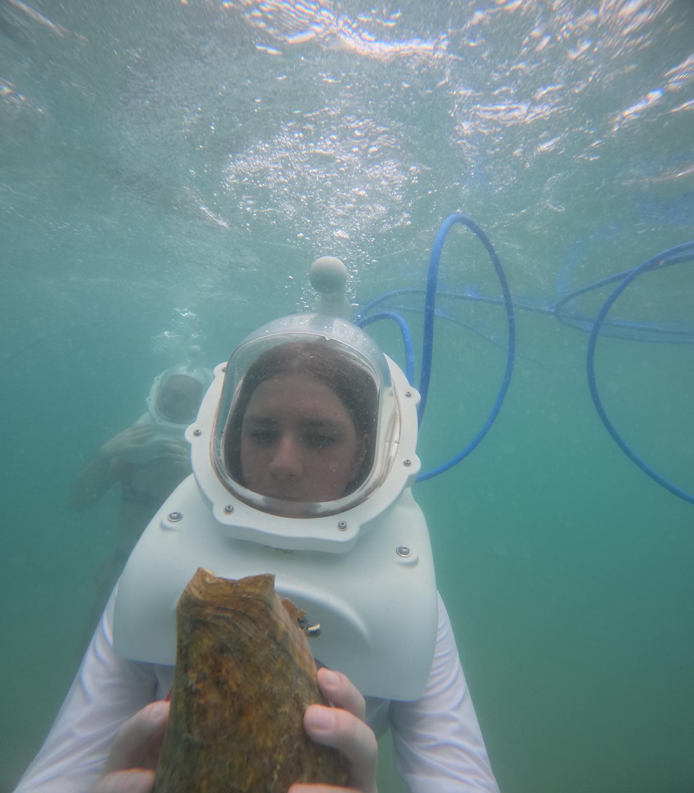 PHOTO-2025-04-22-06-09-55