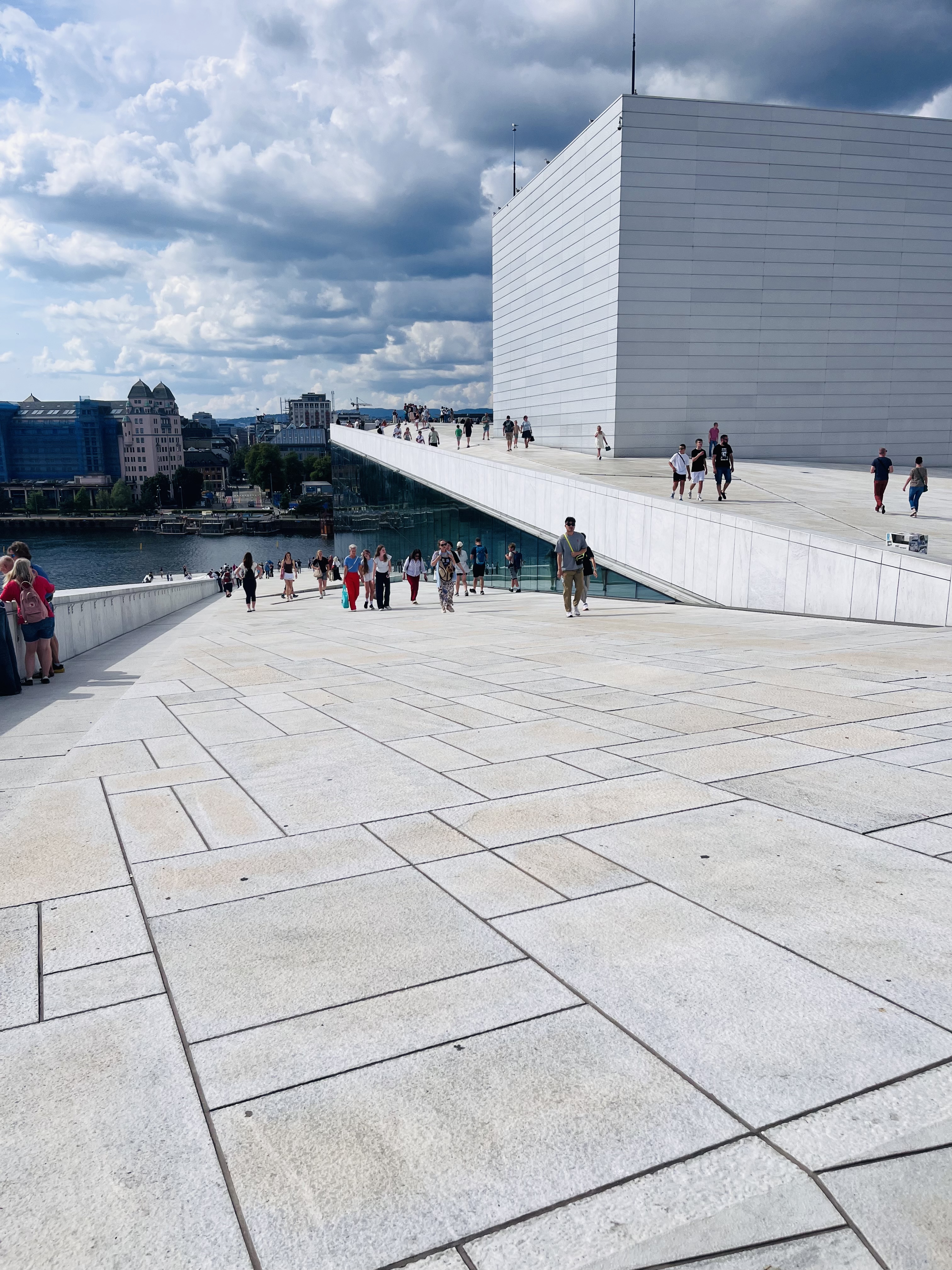 2025-07-15 16.12.41-1